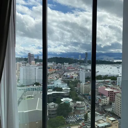 The Edge X Monthstayz Thailand * Pattaya