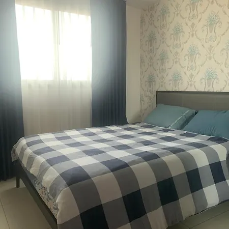 อพาร์ทเม้น 豪华两房两卫2 Bedrooms 2 Bathrooms 泳池公寓arcadia 靠近步行街 生活便利