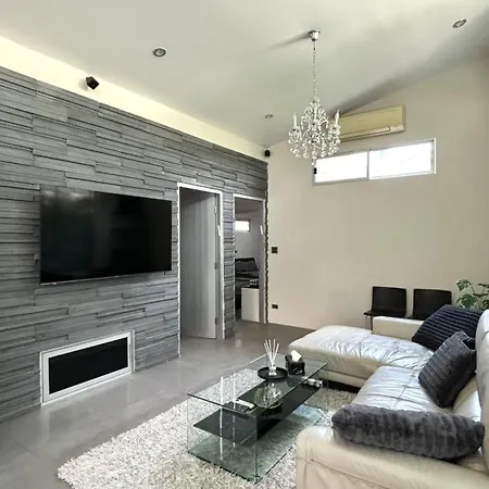 Villa Chateau Dale Amazing 2 Bdr Jomtien Pattaya