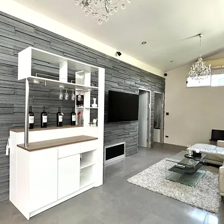 Chateau Dale Amazing 2 Bdr Jomtien