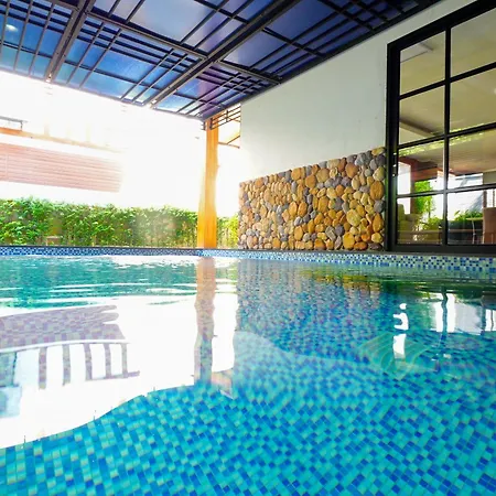 Amazing Pool