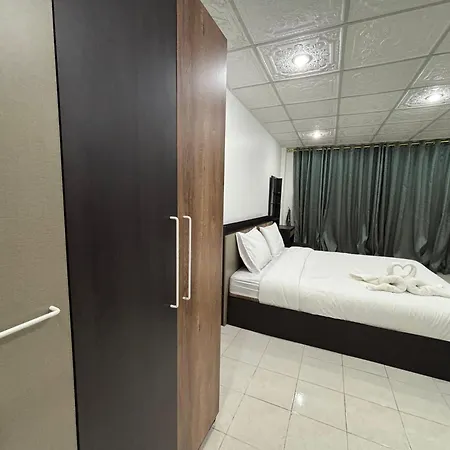โรงแรม Charm