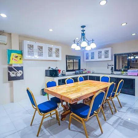 Soi 15 Thappraya Pool Villa- 5km To Jomtien Pattaya