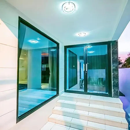 Soi 15 Thappraya Pool Villa- 5km To Jomtien Pattaya