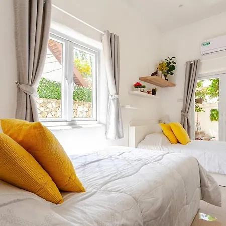 Sonasbaan, 3 Bed Pool Villa