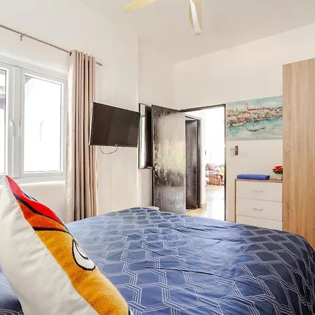 Sonasbaan, 3 Bed Pool Pattaya