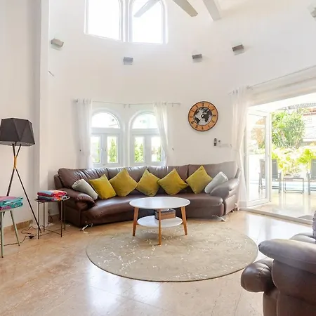 Sonasbaan, 3 Bed Pool *