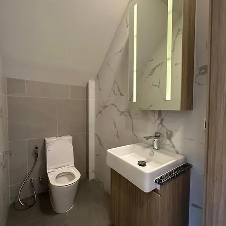 Villa 3 Bedroom Midtown