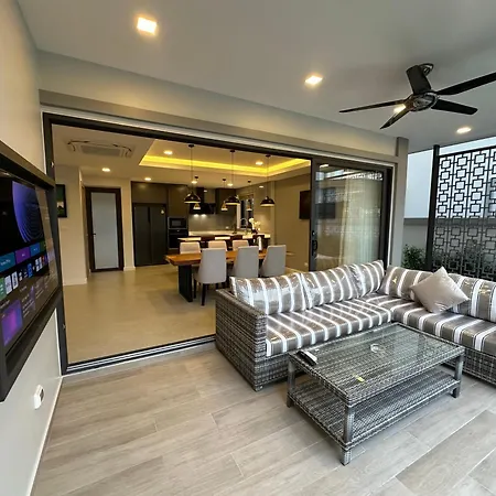 3 Bedroom Midtown Villa *
