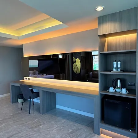 โรงแรม Hermann 4*