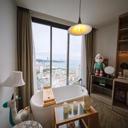 Edge Sea View * Pattaya