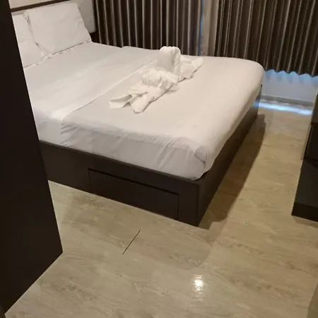 Apartment 芭提雅市中心the Base 高端公寓酒店 Pattaya