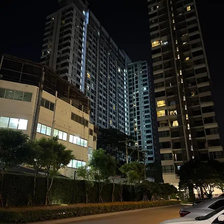 芭提雅市中心the Base 高端公寓酒店 Apartment
