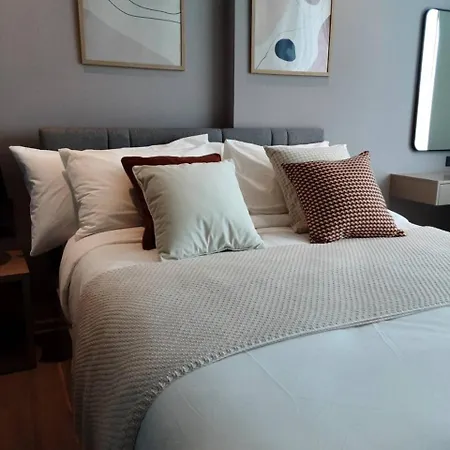 Apartment The Edge By Tpc