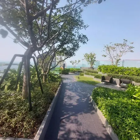 The Edge By Tpc Apartment
