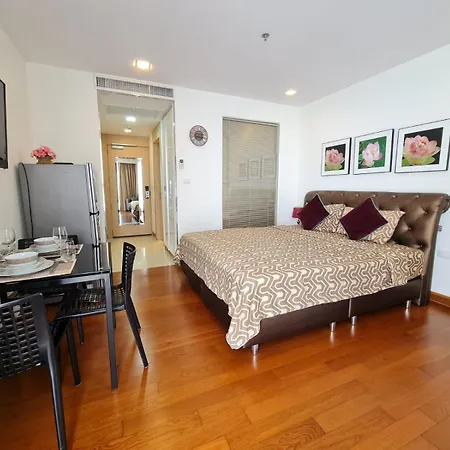 Seaview - The Palm Wongamat - Beachfront 19 Floor Apartment Pattaya