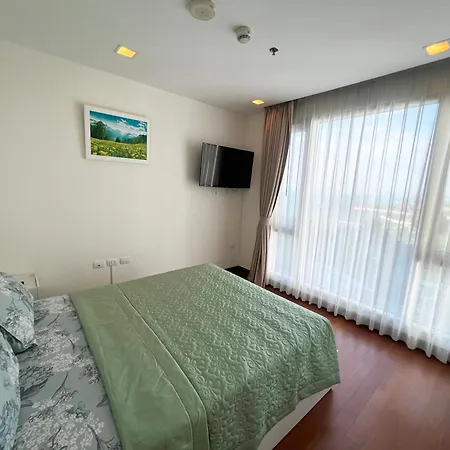 The Palm Wongamat - 2br Luxury Beachfront - Ocean View อพาร์ทเม้น