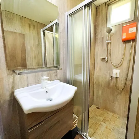 Holiday home 3 Bedroom House, 200 Meters To Workspace, Pet Friendly