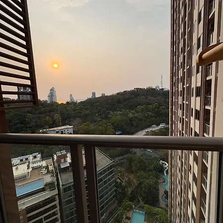 อพาร์ทเม้น Unixx High Floor View
