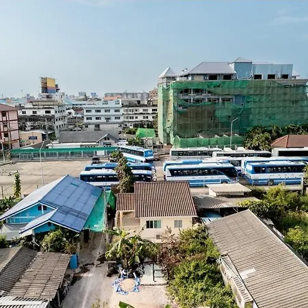 Fullhouse2bedroom Near Bus Station North Villa Pattaya