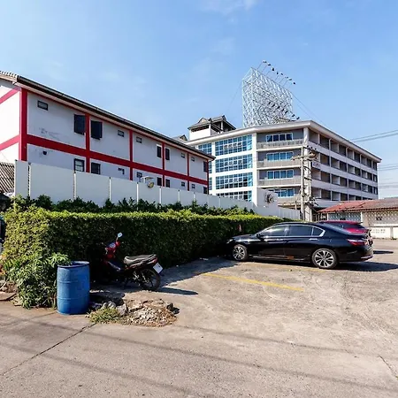 Villa Fullhouse2bedroom Near Bus Station North