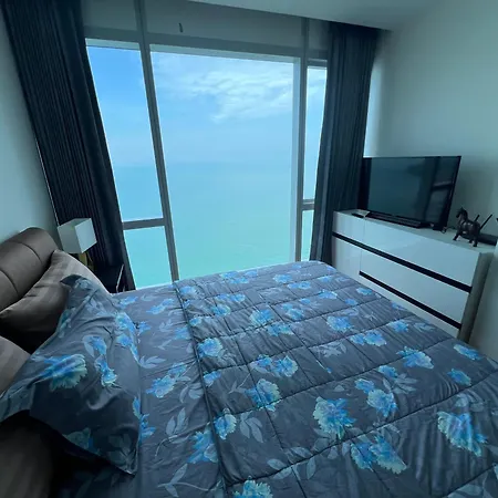 The Palm Wongamat - 1br Luxury Beachfront - Ocean View - 32 Floor Apartment *