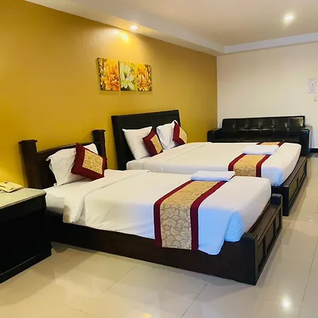 The Grand Day Night โรงแรม Pattaya