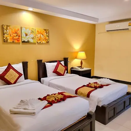 โรงแรม The Grand Day Night Pattaya