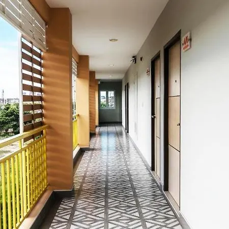 โรงแรม T Sleep Place 3*