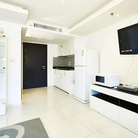Apartment Avenue By Fantasea Pattaya