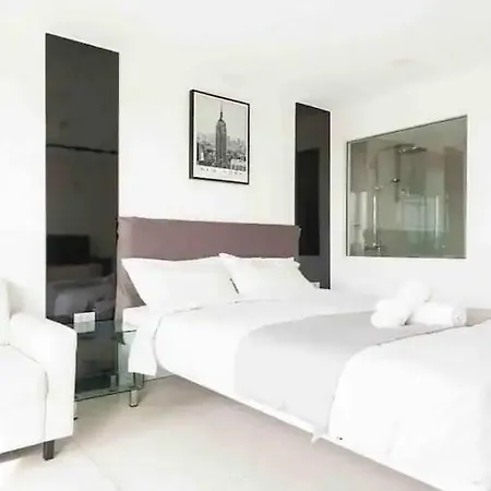 Apartment Center *