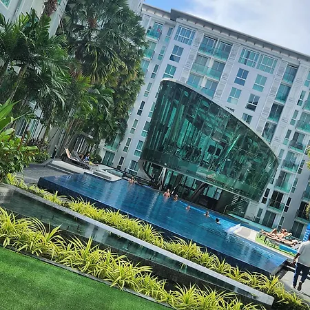 อพาร์ทเม้น Center Residentes Ccr Y Pattaya