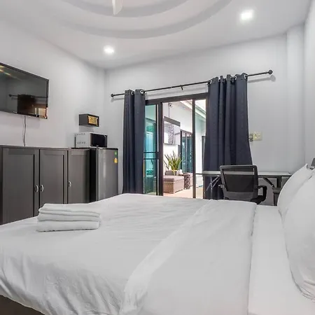 Villa Luxury Thai Style Pool In Downtown Pattaya, Close To Walking Street