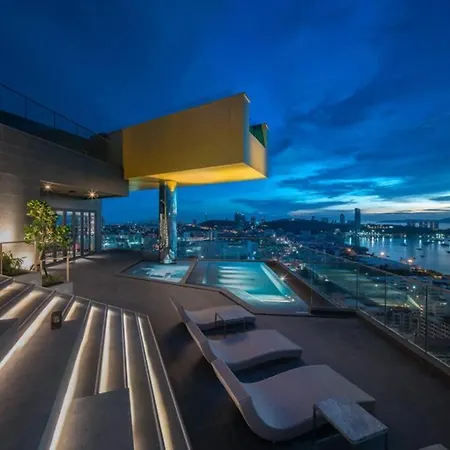 Downtown Charm Edge 1 Bedroom Seaview * Pattaya