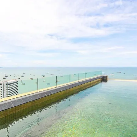 Downtown Charm Edge 1 Bedroom Seaview *