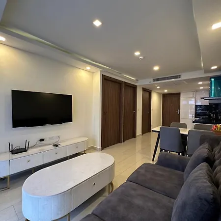 Grand Avenue By Monthstayz Thailand Apartment *