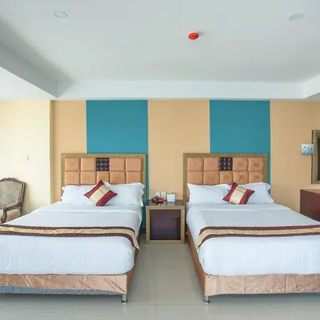 Hotel Darling Harbour - South 4*