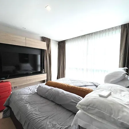 Apartment 2 Bedrooms Near Pattaya