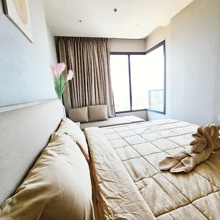 Apartment Once Modern