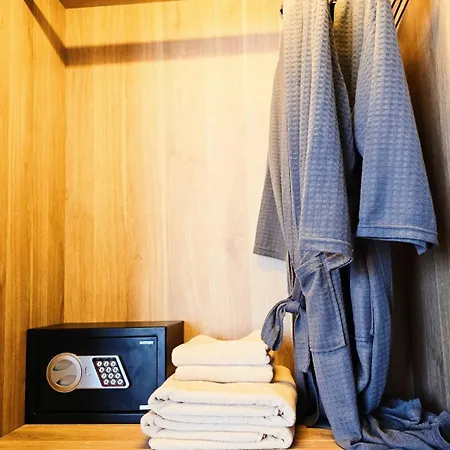 Once Modern Apartment