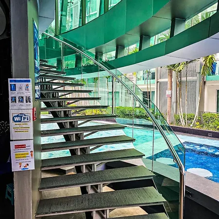 Amazing Pool View In Wifi Netflix Apartment