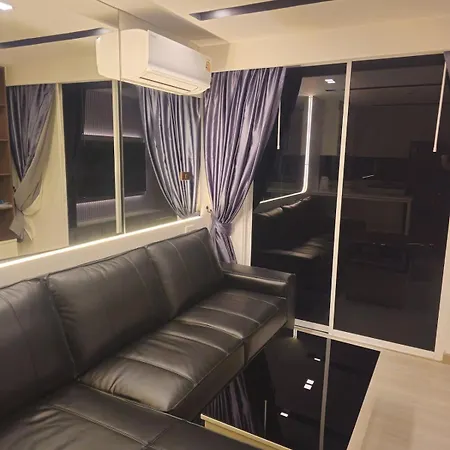 Apartment Amazing Pool View In Wifi Netflix Pattaya