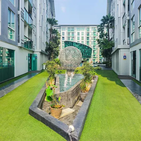 Amazing Pool View In Wifi Netflix Apartment *