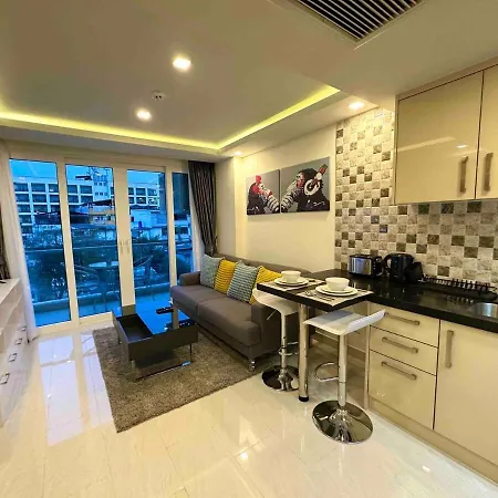 Luxury - Centre - Grand Avenue - 405 Pattaya