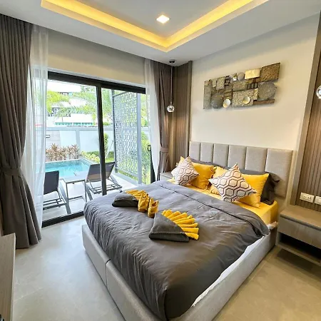 Super Luxury 4 Bedroom Private Pool With Jacuzzi, Near 711, 10 Minutes To Walking Street And - Mt4 *