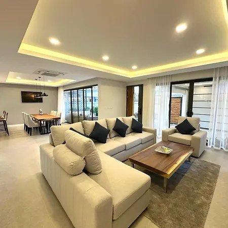 Zensiri Luxury 3bdr Pool