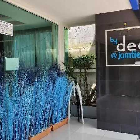 By Dee @jomtien โรงแรม Pattaya