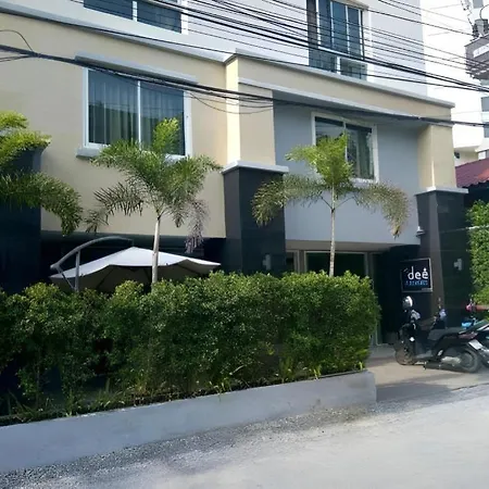 By Dee @jomtien Pattaya