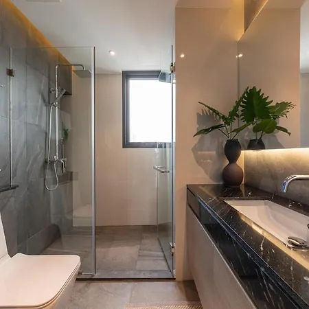 Exclusive High Floor 2 Bed Sea View Luxury