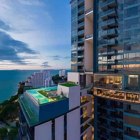 Apartment Luxury 80sqm Beachfront 2 Bedroom With Views